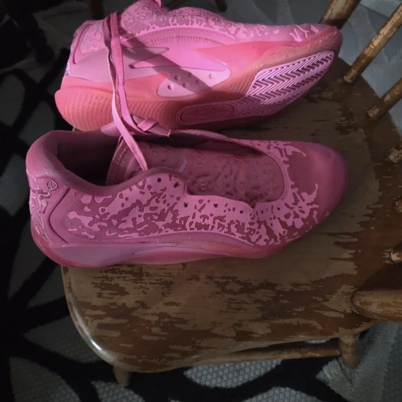 Adidas Nike Jordans For sale - Picture 5 of 9